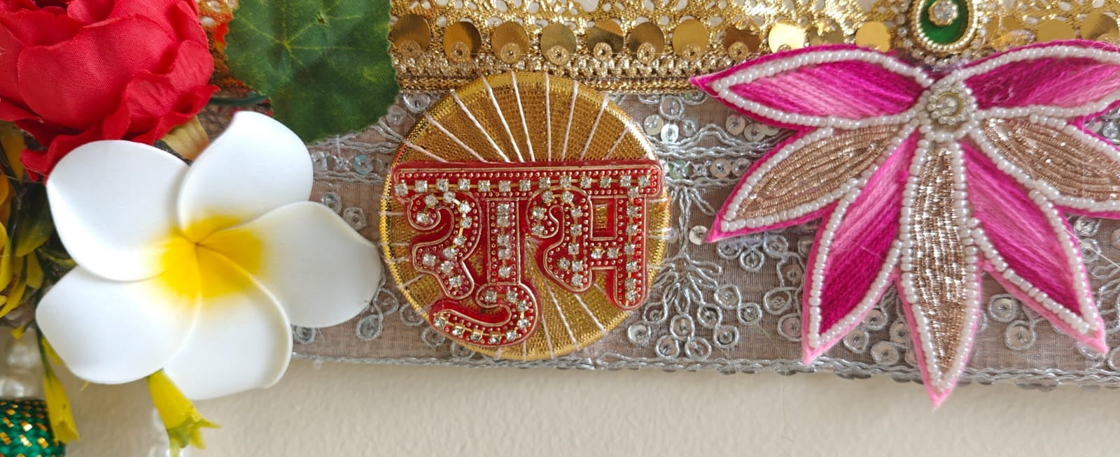 Toran/ Bandhanwar with Golden Ganesh and Shubh-Labh