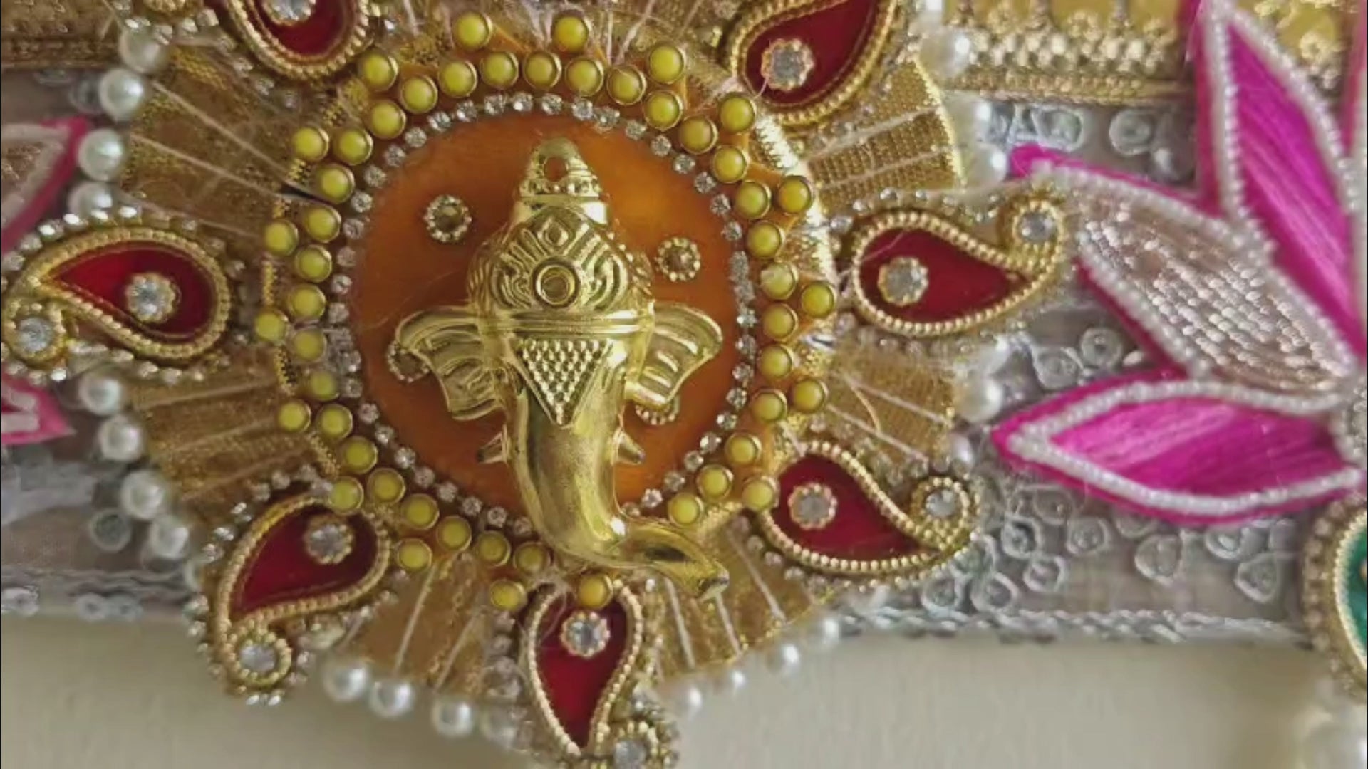 Toran/ Bandhanwar with Golden Ganesh and Shubh-Labh